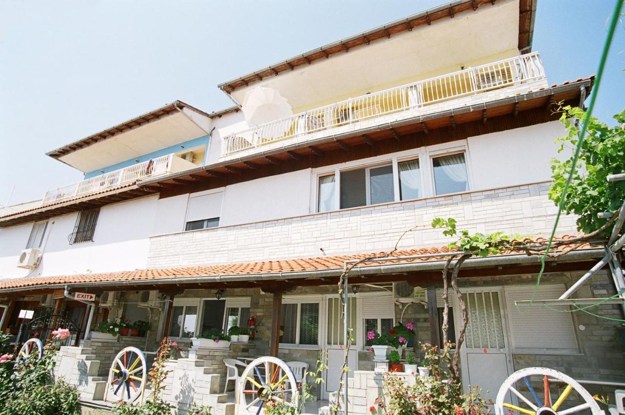 Nikos Rooms Kallithea Kallithea  Exteriér fotografie
